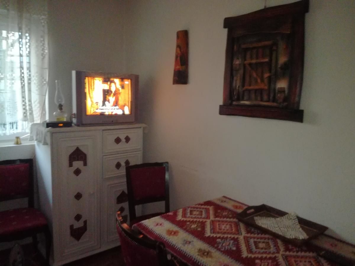 Отели типа «постель и завтрак» Frile Apartments Никшич-19