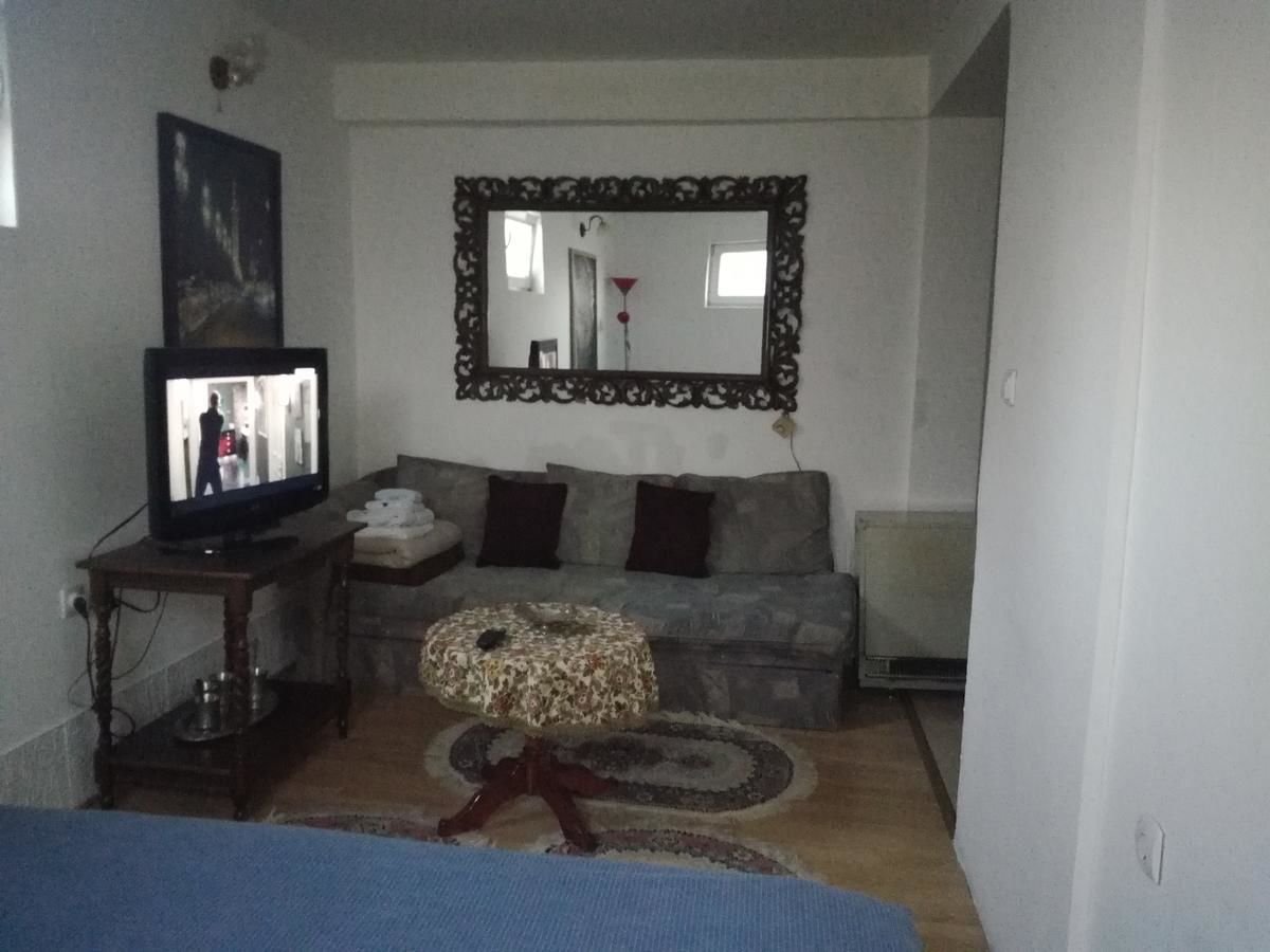 Отели типа «постель и завтрак» Frile Apartments Никшич-34
