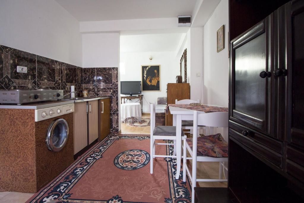 Отели типа «постель и завтрак» Frile Apartments Никшич-51