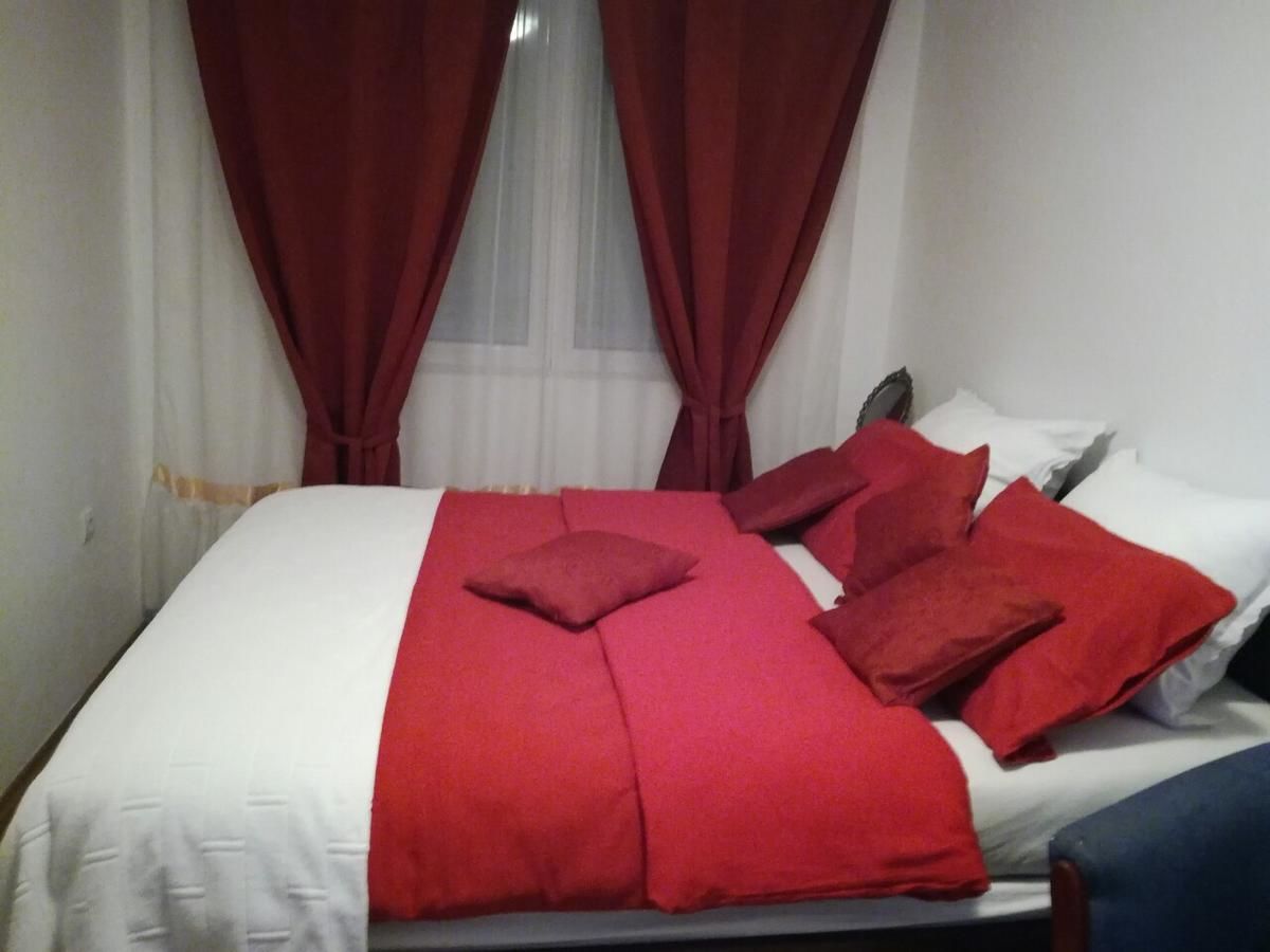 Отели типа «постель и завтрак» Frile Apartments Никшич-10